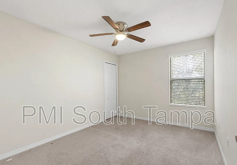 11403 Holmbridge Ln — Photo 22