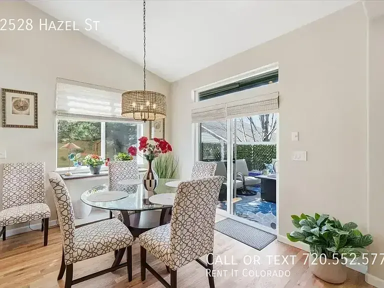 12528 Hazel St — Photo 14