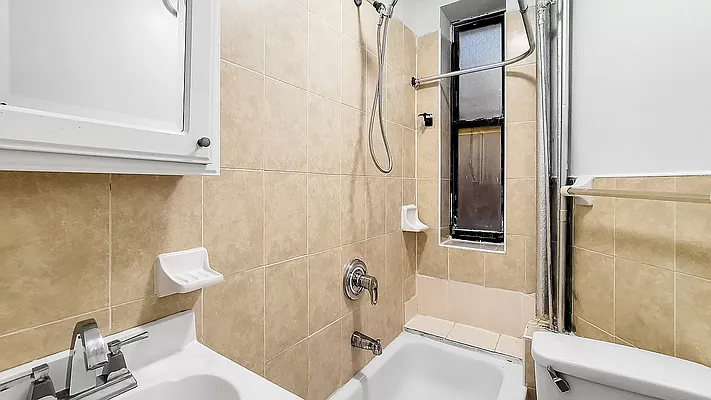 Rented by Keller Williams NYC | media 9