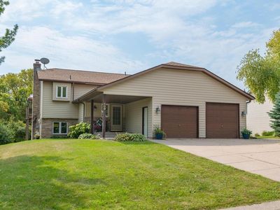499 Ridge Ln, Chaska, MN, 55318