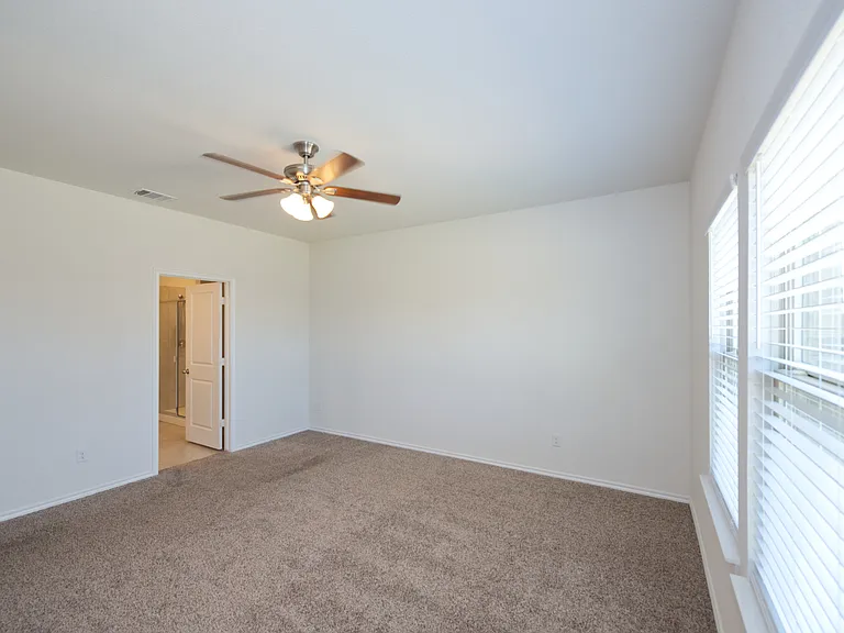 6225 Bracken Dr — Photo 17