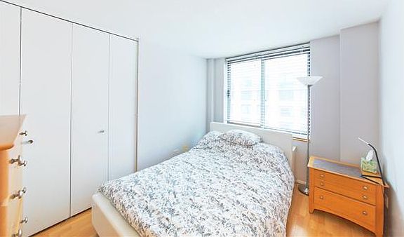 3rd image of 2 S End Ave APT 8N