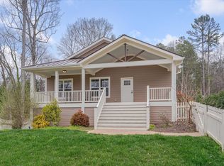 540 N Nash St, Hillsborough, NC 27278