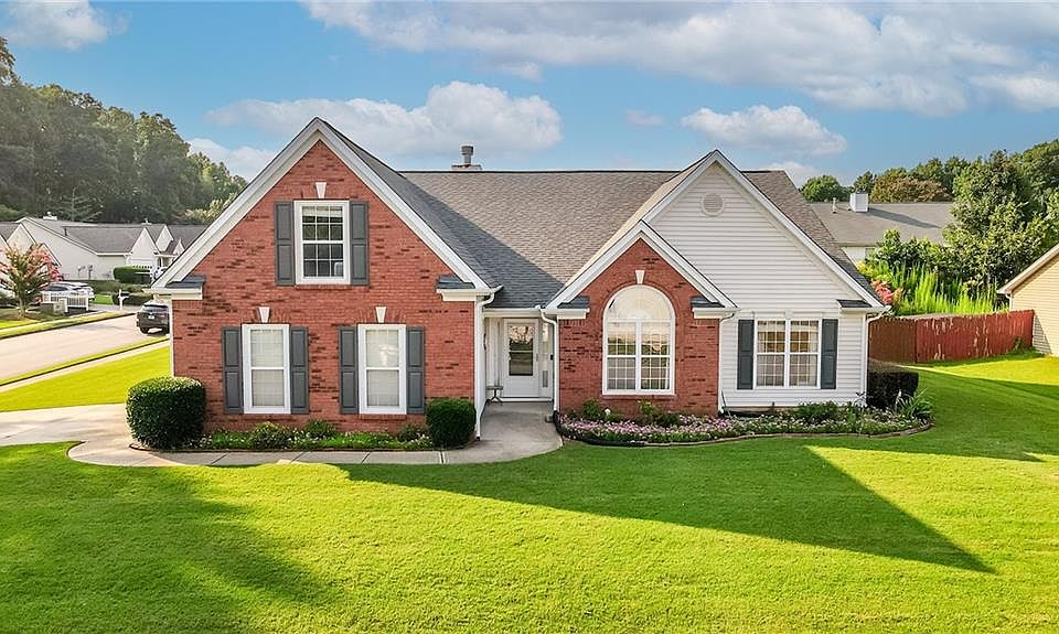 1st image of 2675 General Lee Way