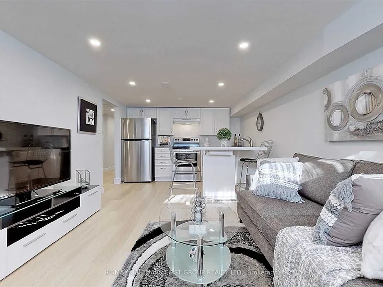 62 Ambassador St #BASEMENT — Photo 10