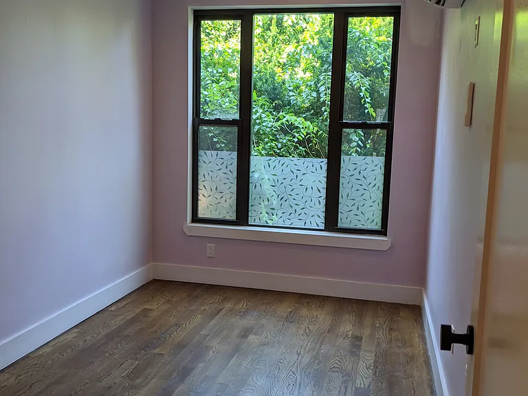 1915 Palmetto St #2 — Photo 2