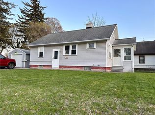 101 Stone Rd, Rochester, NY 14616