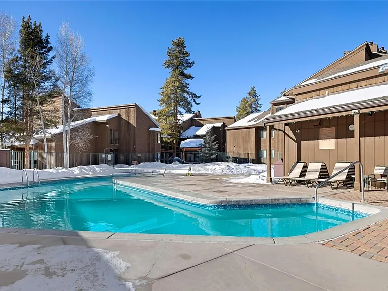 423 Wild Irishman Rd #1007 — Photo 4