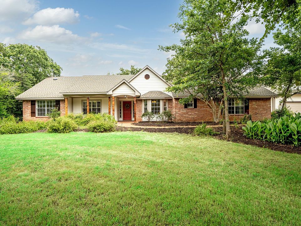 1st image of 226 Westover Dr