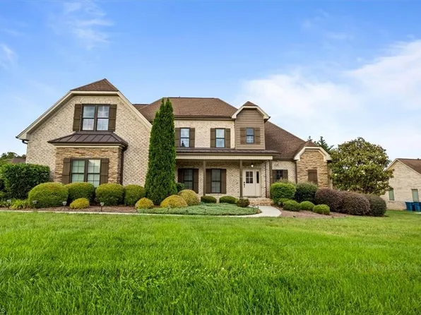 5954 Bostonian Dr, Greensboro, NC 27455