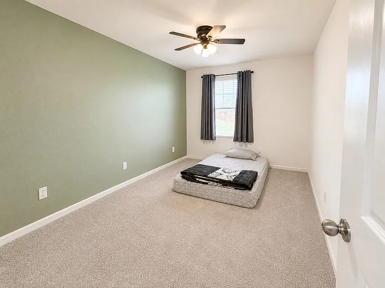 824 Juniper St — Photo 13