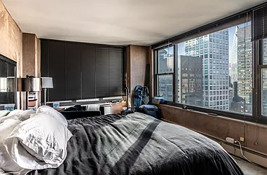 Rented by BARNES New York