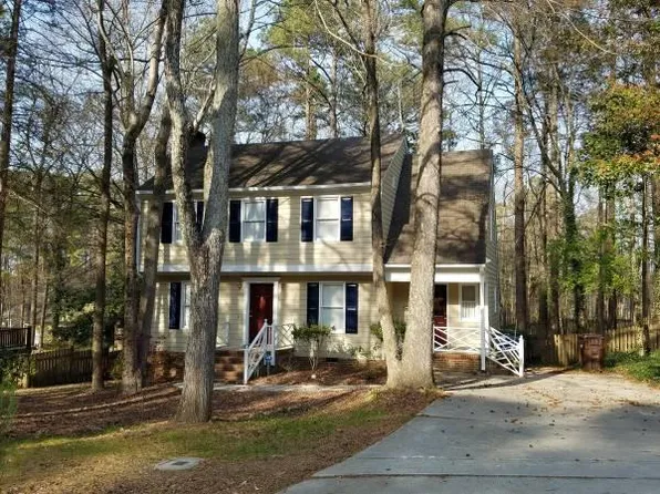 17 Briarfield Ct, Durham, NC 27713