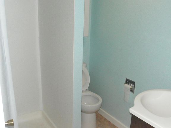 3/4 Bathroom