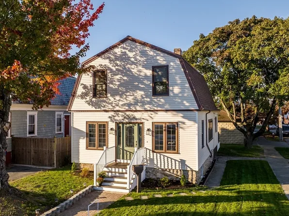 383 Wood St, New Bedford, MA 02745