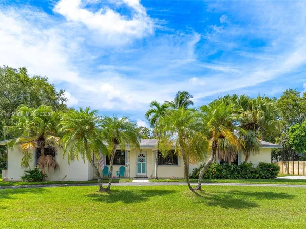 8340 SW 154th Ter, Palmetto Bay, FL 33157