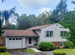 28 Tamarack Lane, East Greenbush, NY 12061