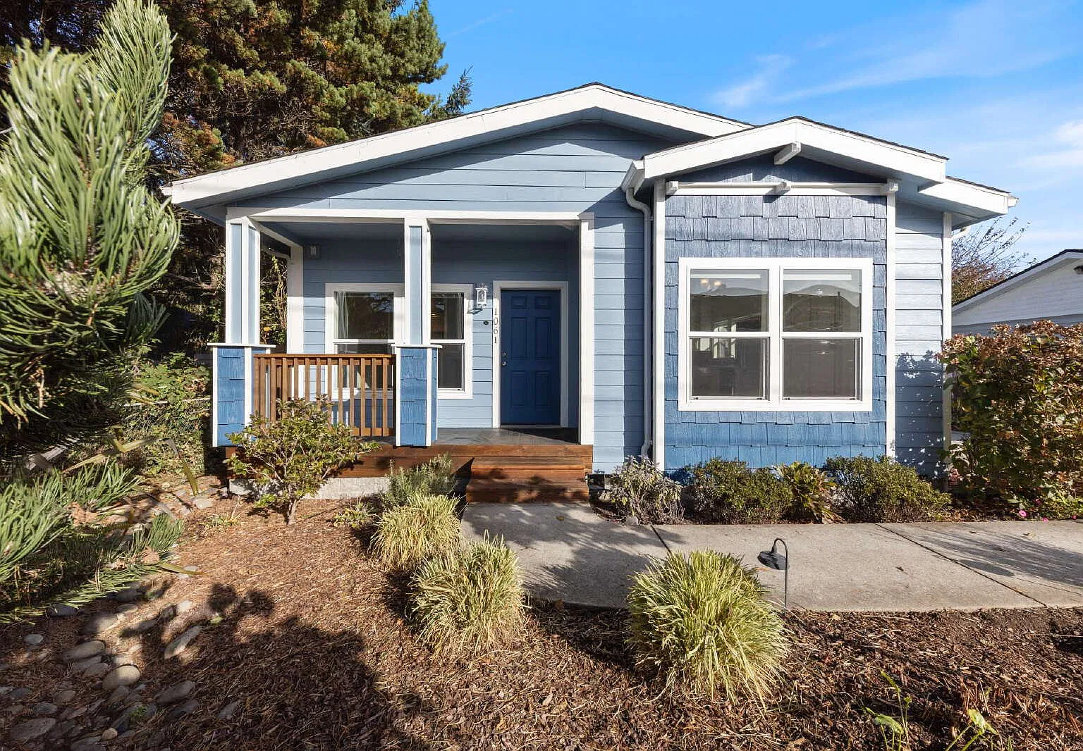 3 bed, 2.0 bath, $2,400 — Photo 3