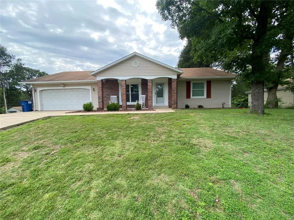 859 Woodland Hills Dr, Robertsville, MO 63072