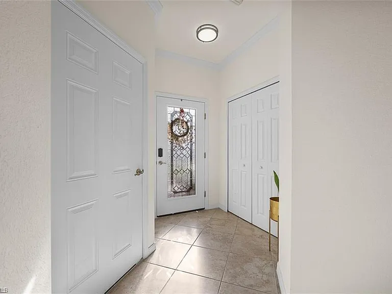 2707 Blossom Way — Photo 11
