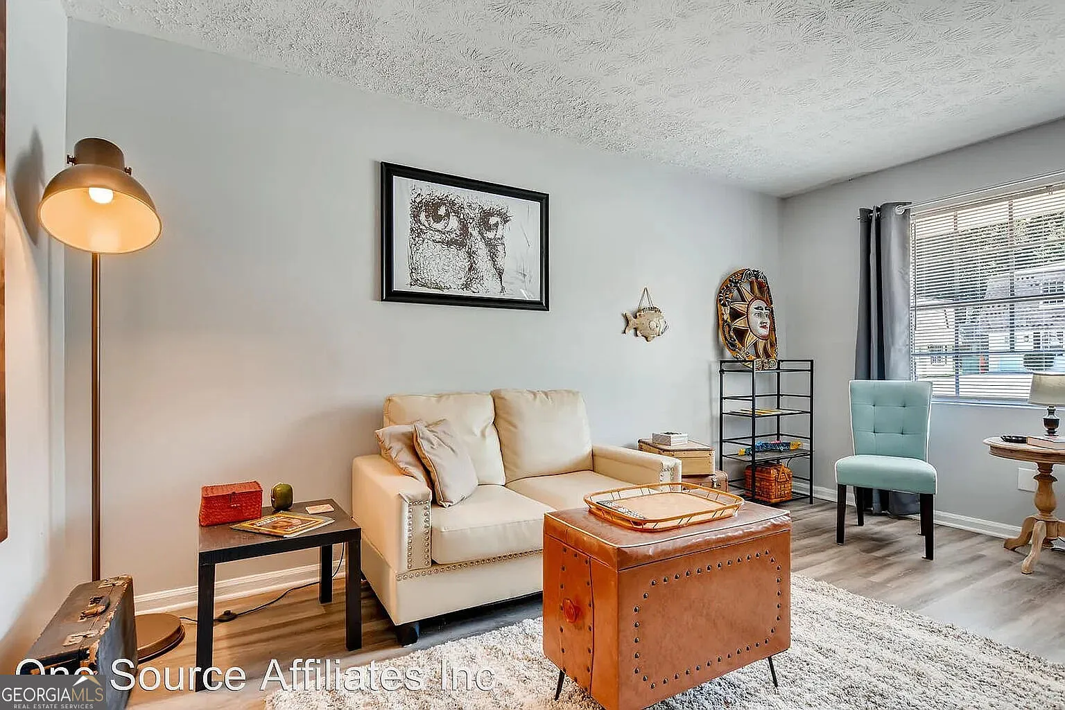 2 bed, 1.5 bath, 1300 sqft, $1,325 — Photo 4