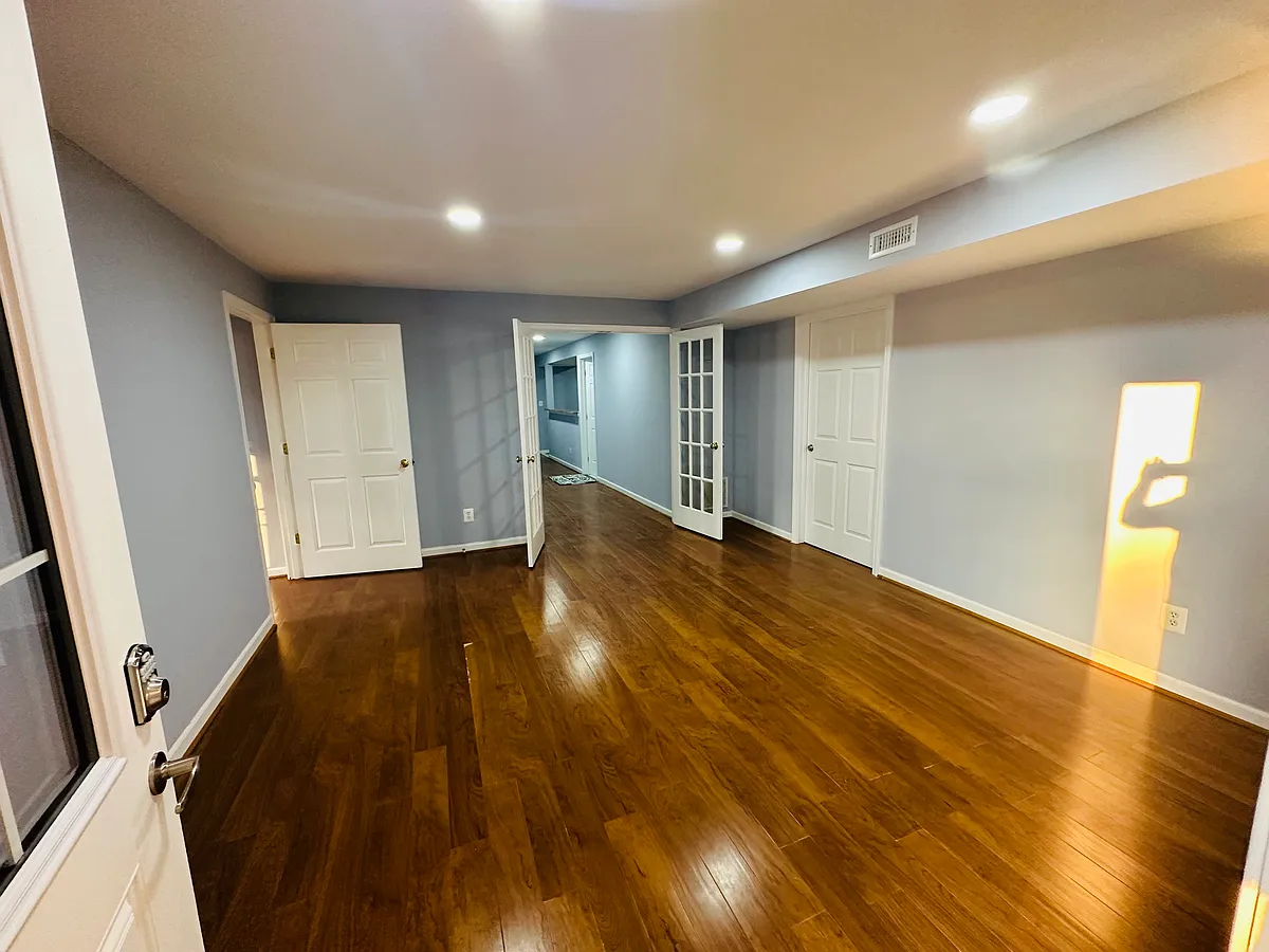 Building Photo - Myrtlewood Dr