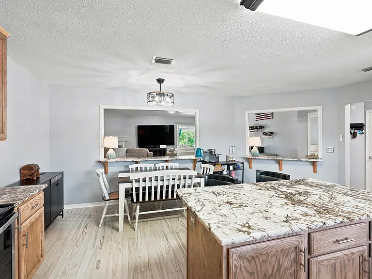 4761 Connor Dr — Photo 11