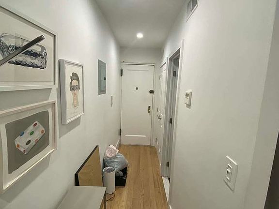 3rd image of 21 Gramercy Park #4CN