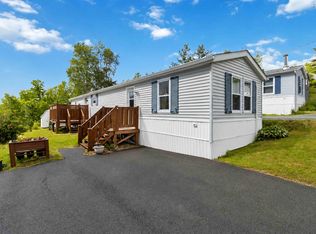 1217 Susan Dr, Beaver Bank, NS B4E 2N3