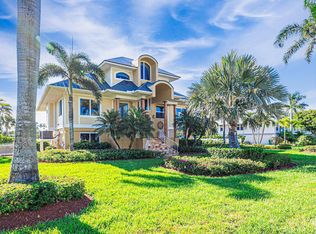 1563 Sand Castle Rd, Sanibel, FL 33957