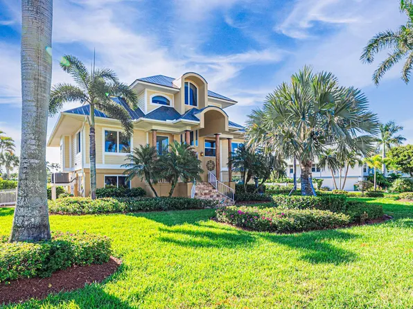 1563 Sand Castle Rd, Sanibel, FL 33957