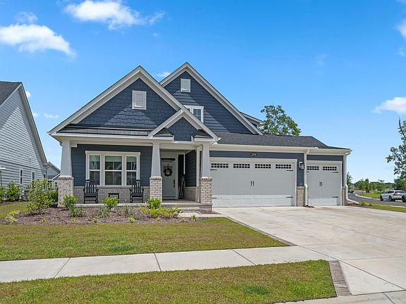 2nd image of 2206 Vera Way