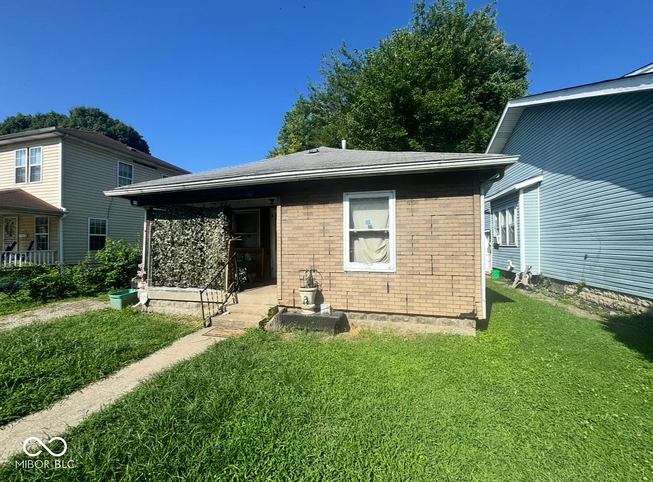 418 N Centennial St photo 1
