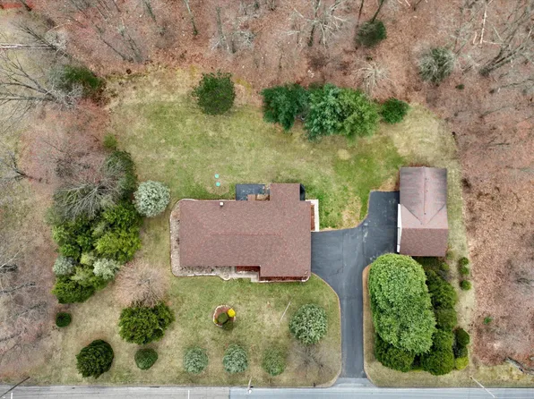 1200 W Pine St, Frackville, PA 17931