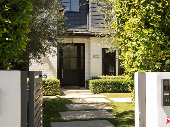 14713 Huston St, Sherman Oaks, CA 91403