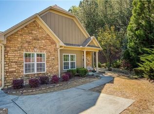 147 Glens Dr, Woodstock, GA