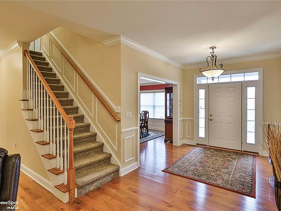5th image of 145 Sonoma Way
