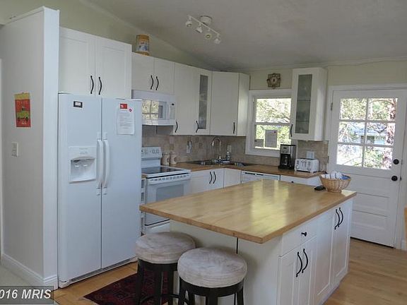 Kitchen with corner sink