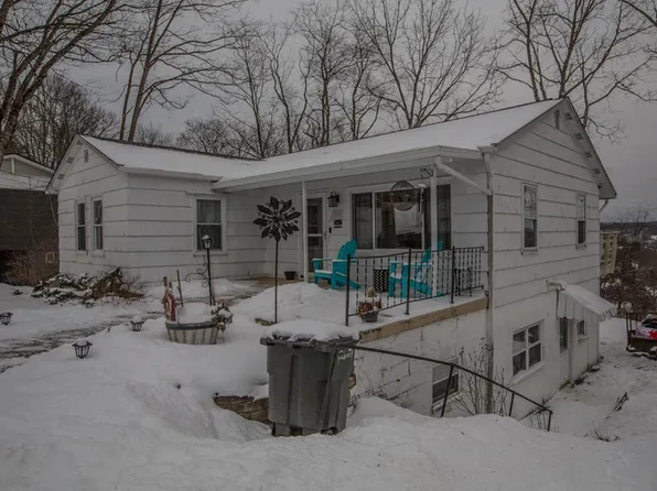 138 Sunrise Ave, Beckley, WV 25801