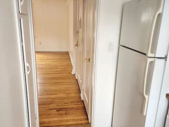2nd image of 14 Winchester Ave APT 1B