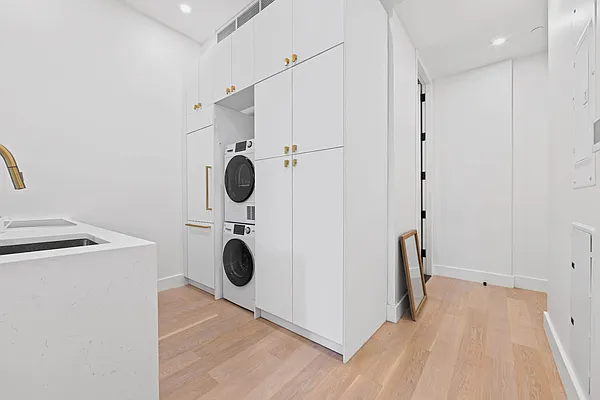 Rented by Doorway NYC, LLC | media 25