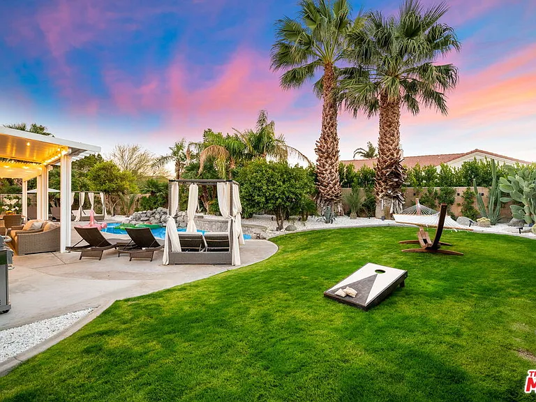 1083 E Circulo San Sorrento Rd — Photo 62