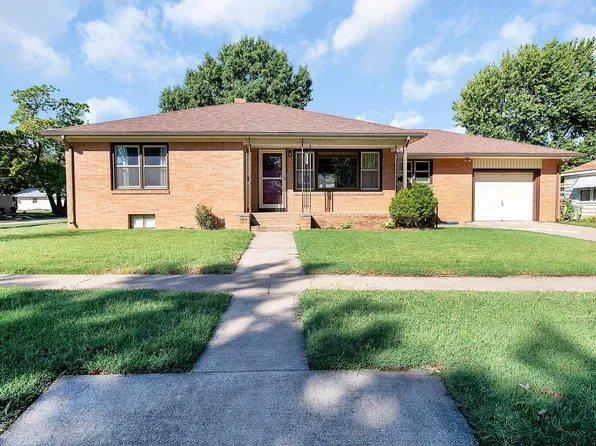 123 S Daily Rd, Mount Hope, KS 67108