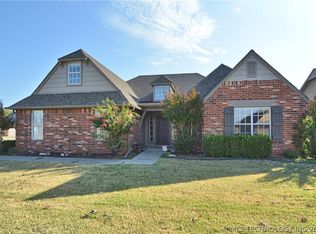 10407 N 114th East Ave, Owasso, OK 74055