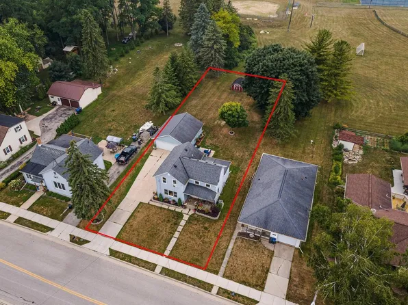 235 Allen STREET, Random Lake, WI 53075