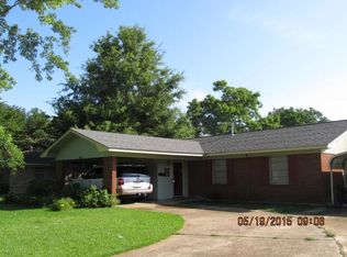 1105 Plum St, Vidalia, LA 71373