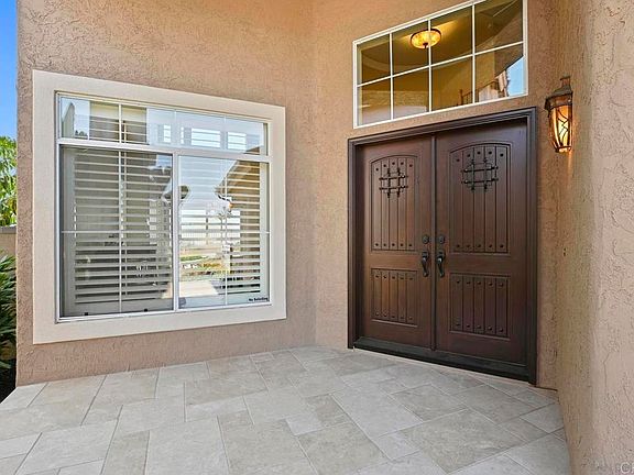 3rd image of 1035 Park Meadows Rd