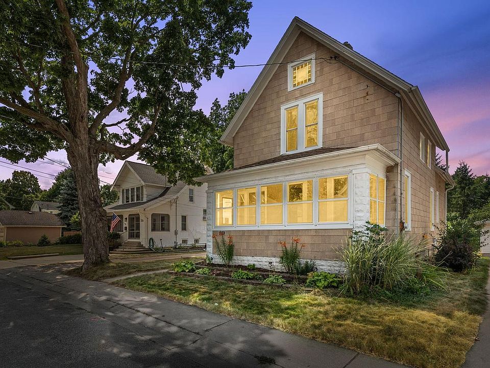 1st image of 320 Buchner COURT