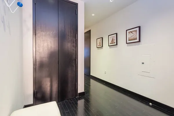 Rented by Real Easy LLC | media 67