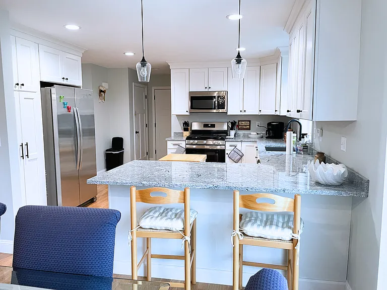 17B Page Rd — Photo 6